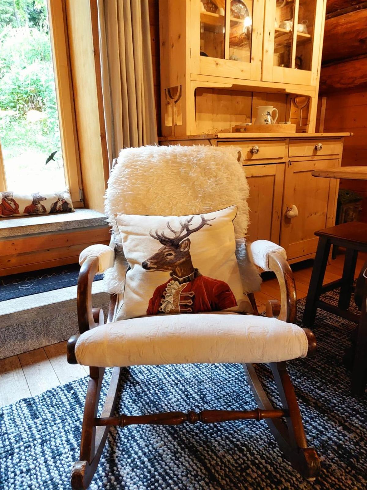 "Chalet Dei Fiori" Room & Apartment Bedretto Екстериор снимка