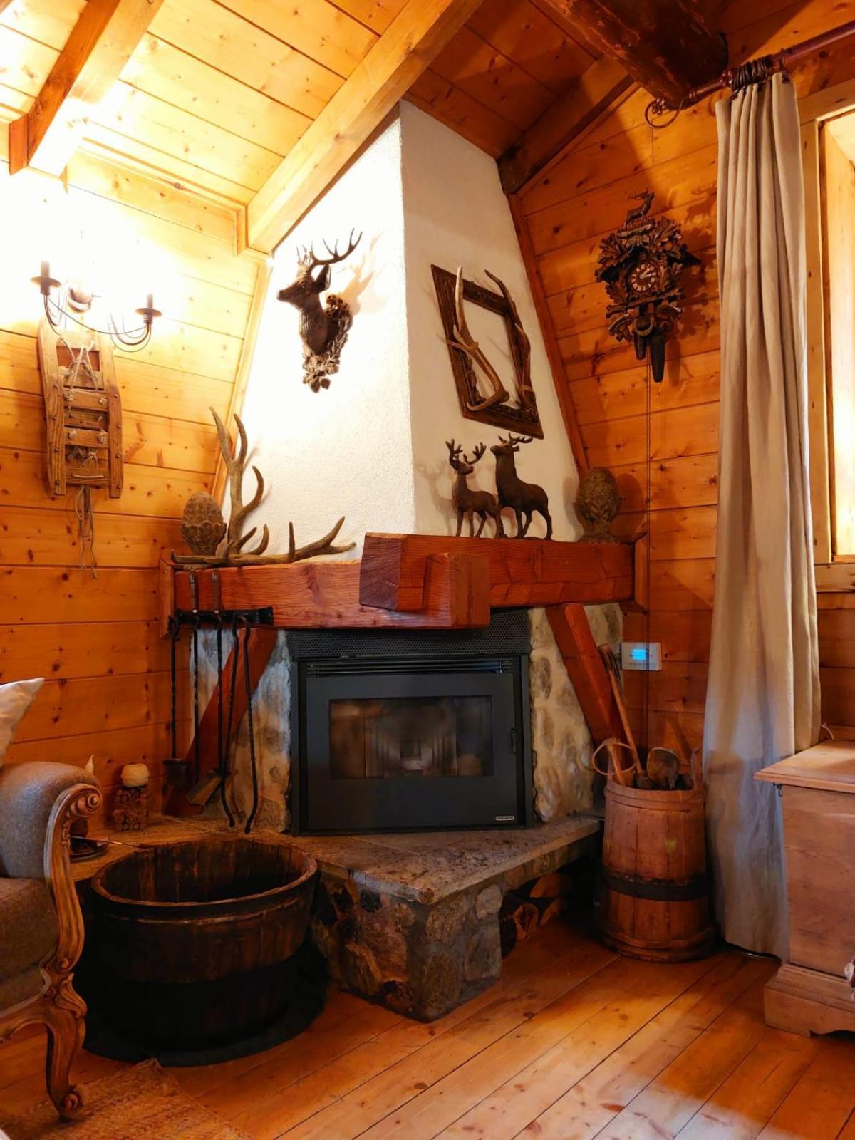 "Chalet Dei Fiori" Room & Apartment Bedretto Екстериор снимка