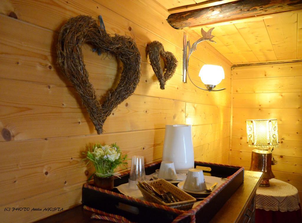 "Chalet Dei Fiori" Room & Apartment Bedretto Екстериор снимка